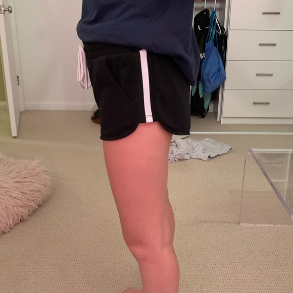 Garage Sgorts - Picture 2 of 4